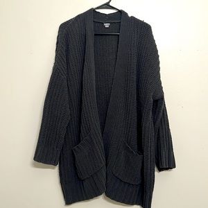 Aerie Gray-Green Knit Cardigan
size medium